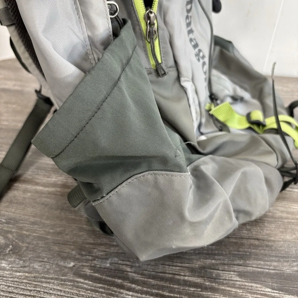 Patagonia Men's Grey Green Backpack 47925SP11